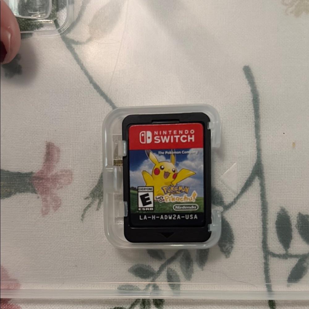 Nintendo Switch Game Card Only Pokémon Lets Go Pikachu!